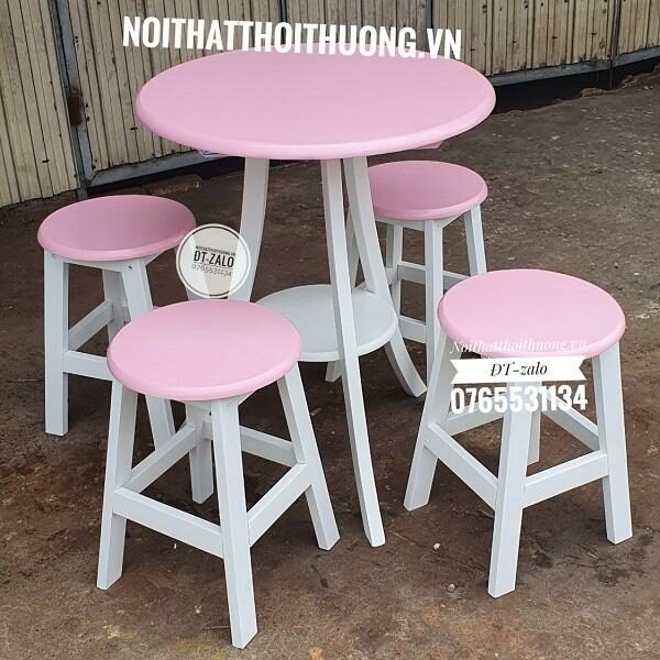 Bàn ghế tròn màu hồng