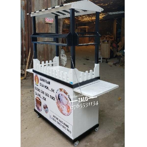 Xe đồ ăn vặt tại Dĩ An, Bình Dương