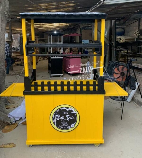 Xe gỗ bán trà sữa màu vàng đen có decal logo đẹp giá rẻ